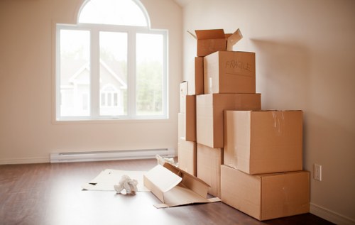 Efficient man and van service helping with final moving tasks